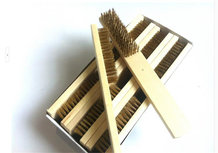 Reinigingsborstel 3D. Gemaakt met messing draden. Reinigingsborstel 3D. Gemaakt met messing draden.