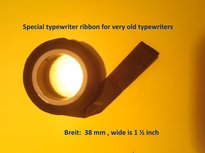 Inktlint speciale aanmaak zwart 38 mm ( 1½ inch ) ( 1½ zoll ) breed lint voor o.a. Smith Premier. Inktlint speciale aanmaak zwart 38 mm ( 1½ inch ) ( 1½ zoll ) breed lint voor o.a. Smith Premier.